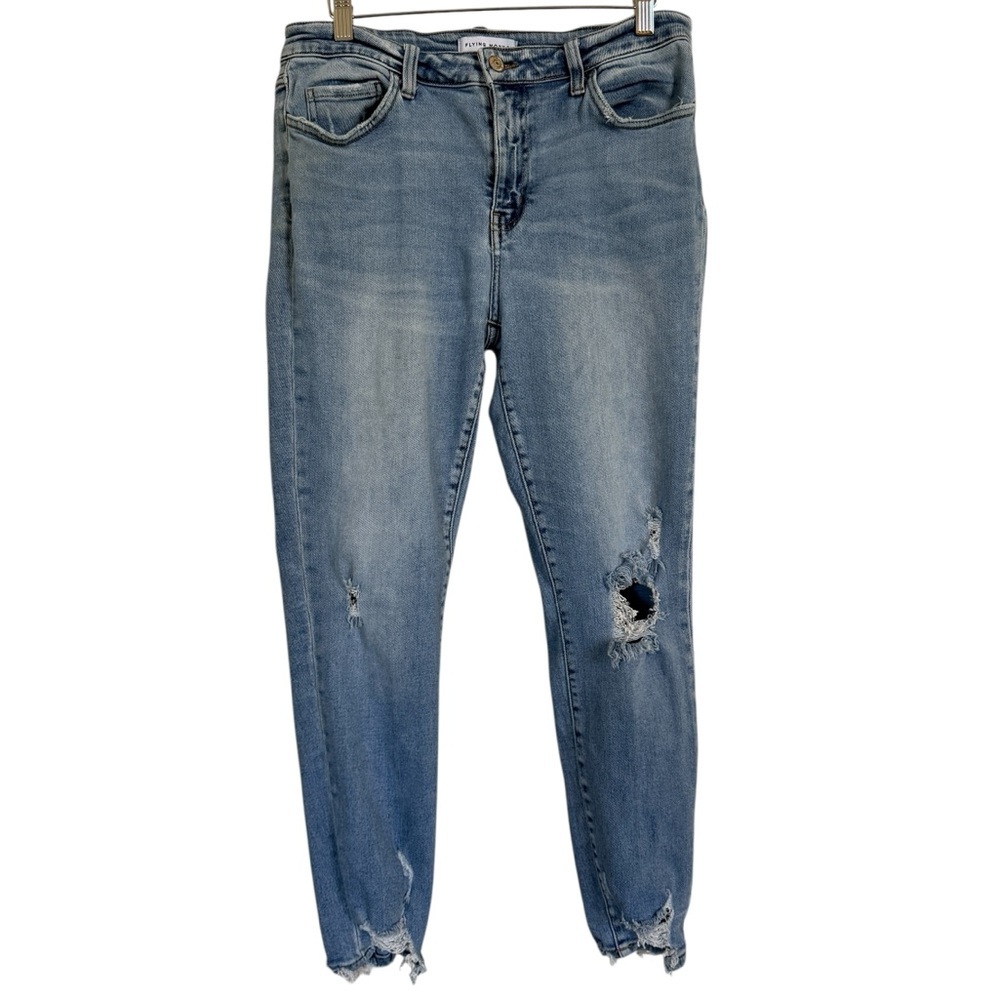Flying Monkey Skinny Women’s Jeans Distressed Mid Rise size 31 - Style D3680